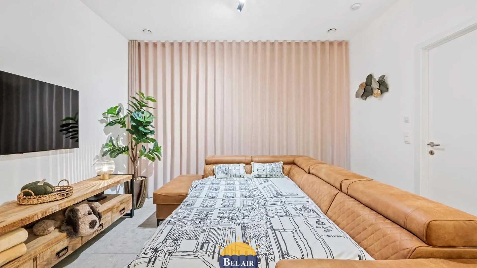 Recently Renovated Newly Built Ground Floor Apartment T63 Ostende Belgie